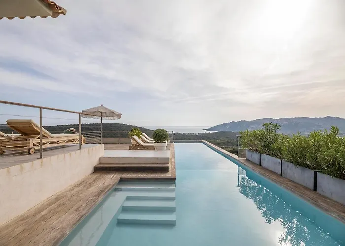 Ivona - De Luxe Avec Piscine Chauffée à Santa-giulia * Porto Vecchio