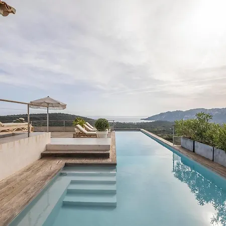 Ivona - De Luxe Avec Piscine Chauffee A Santa-giulia * Порто-Веккьо